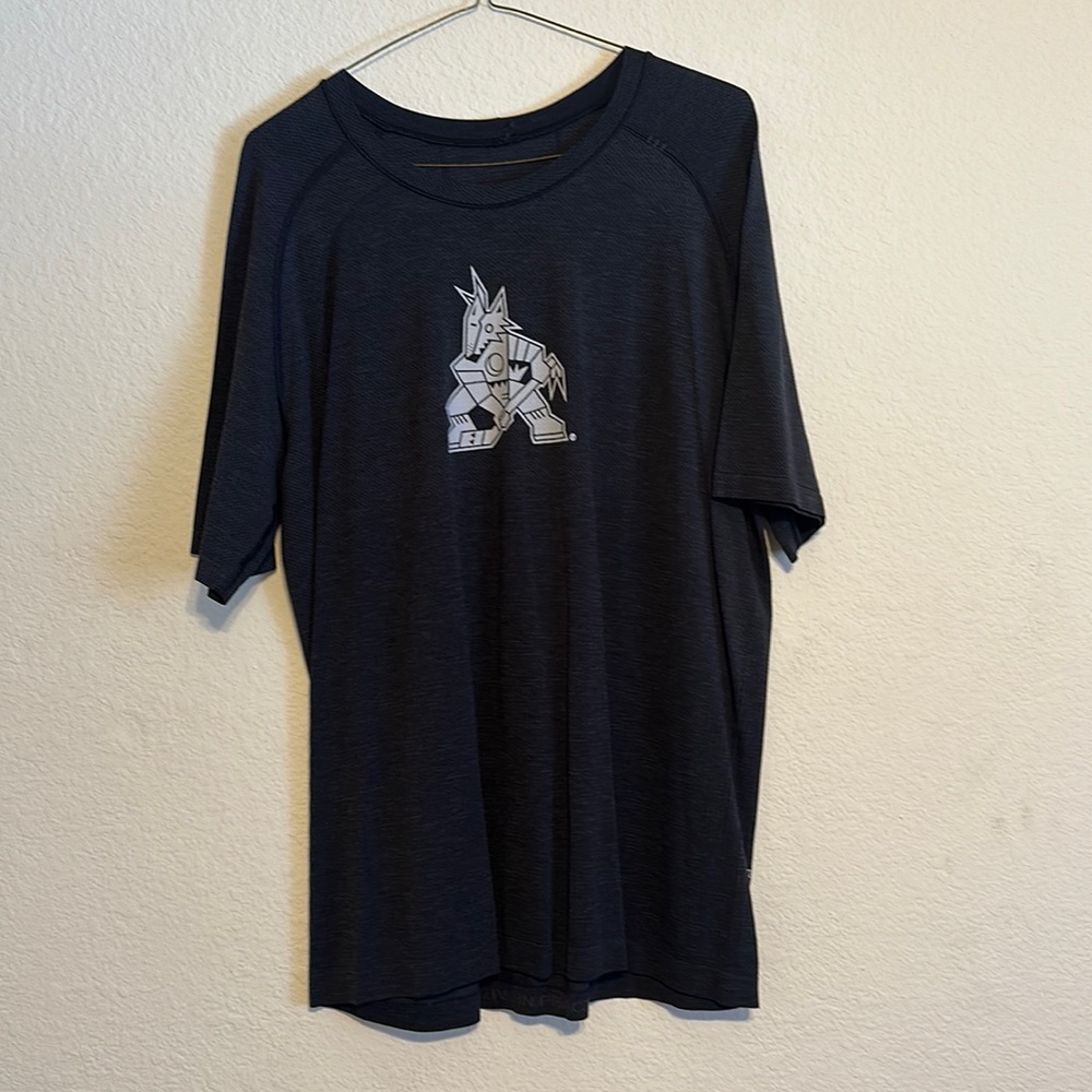 Lululemon Arizona Coyotes metal vent tech short sleeve shirt
